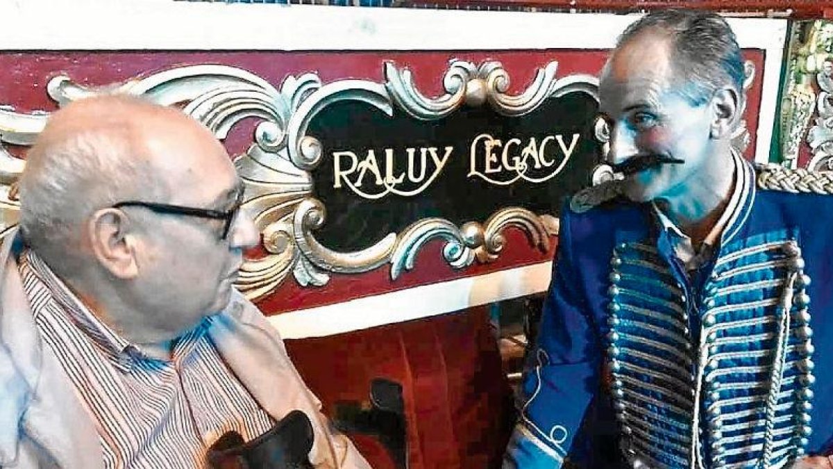 El tascaman Boada amb Jerzy Swider ‘Bigotis’ durant una visita del Circ Raluy Legacy a Tarragona el 2019.