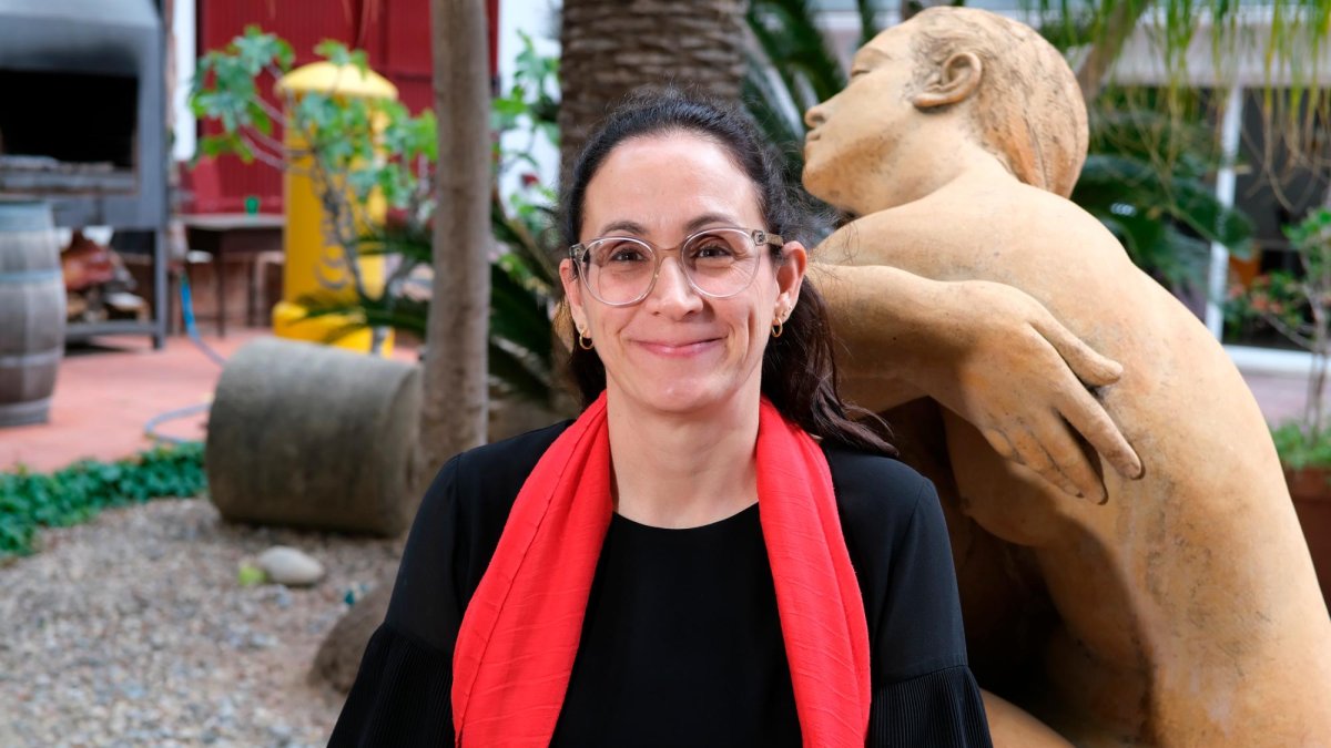 Borràs es profesional autónoma y aplica sus conocimientos y formación como economista en diferentes ámbitos.