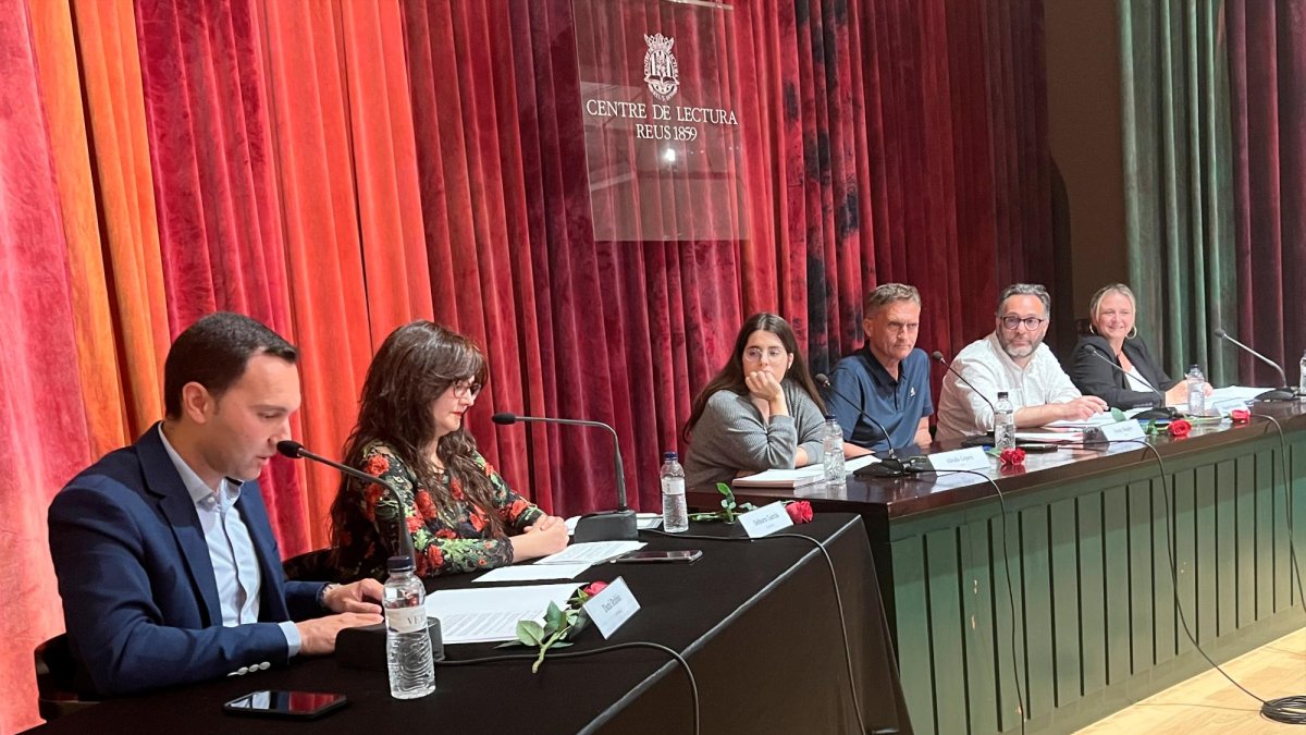 Un moment del debat electoral sobre cultura i educació celebrat dilluns al Centre de Lectura.