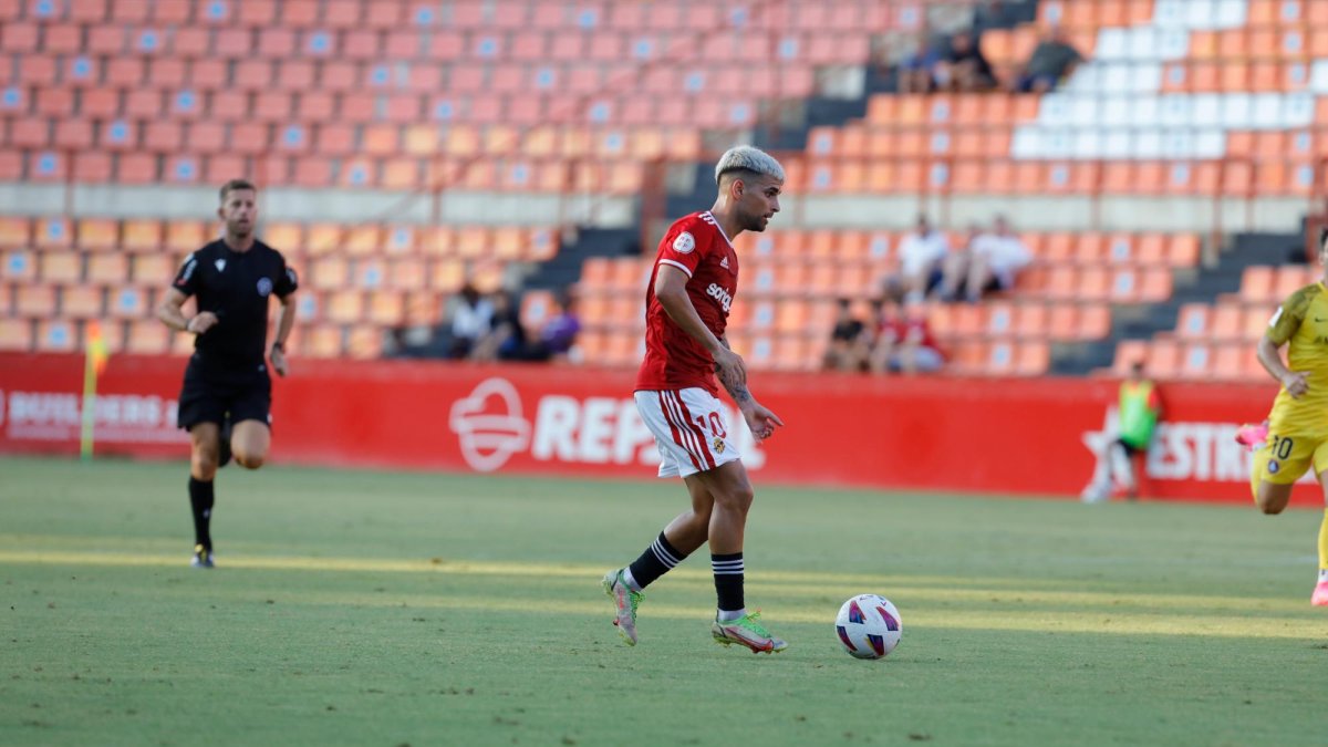 Escudero en un encuentro con el Nàstic durante esta temporada.