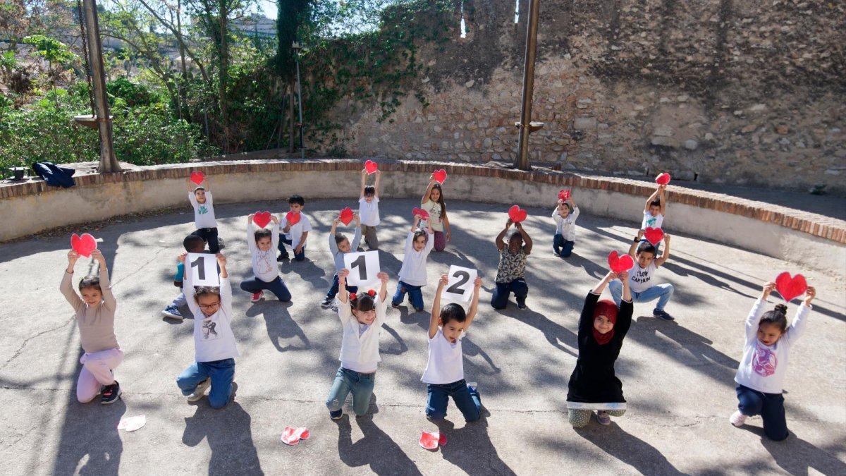 Alumnes de l’Escola La Mercè de Tortosa, durant la presentació del balanç del Programa de Supor Vital als Centres Educatius.