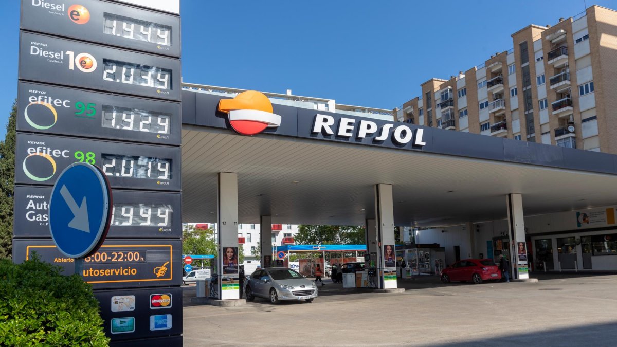 Sigue subiendo el precio de la gasolina.