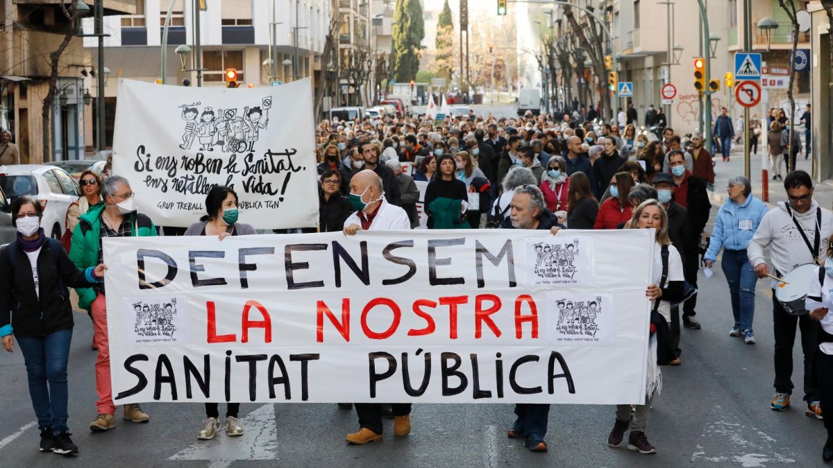 Manifestación en Tarragona en defensa de la sanidad pública.