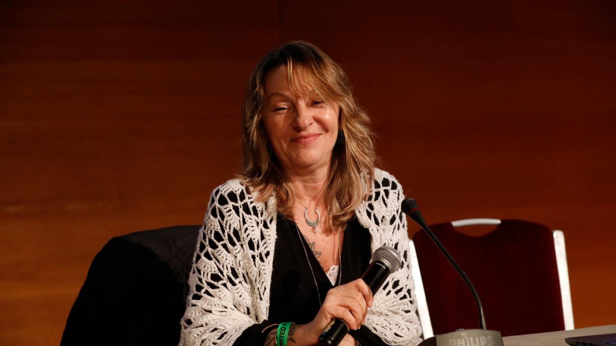 La actriz de doblaje Núria Mediavilla dio una charla ayer en Starraco Unlimited.