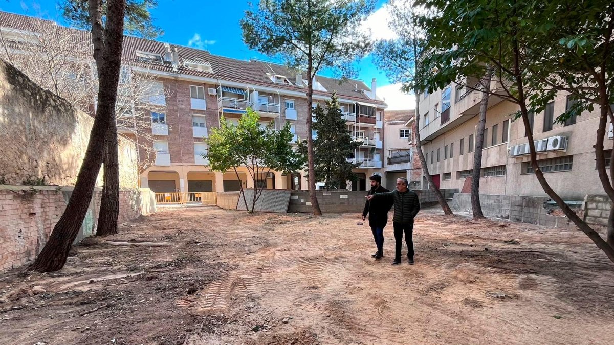 Les obres serviran per condicionar l’espai i el seu voltant, on s’instal·larà mobiliari urbà.