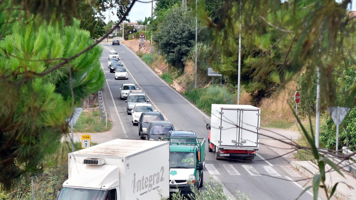 Carretera TV-3141, donde se localiza uno de los incendios.