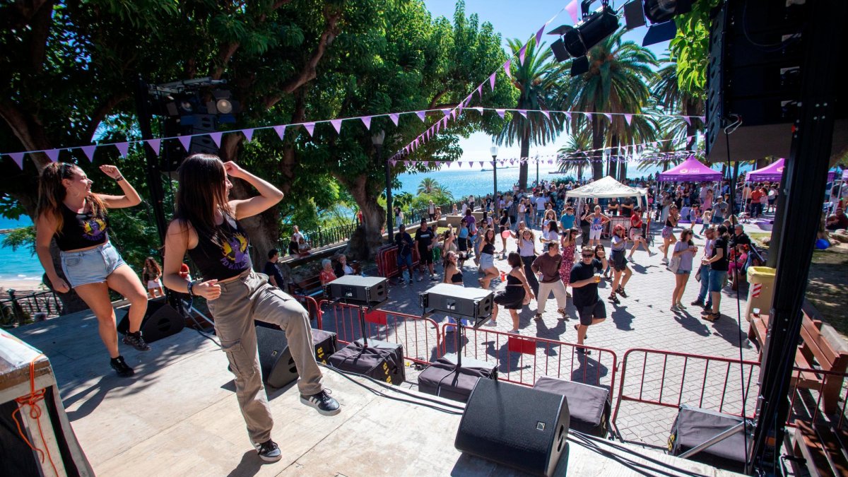 La Xaranga Tocats de l’Ala, PD Kalentes y DJ Rayo amenizaron la mañana.