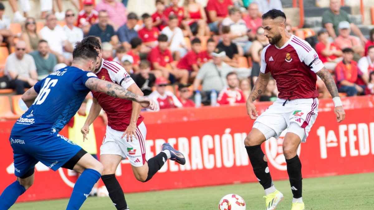 Antoñín, el ‘9’ del Nàstic.