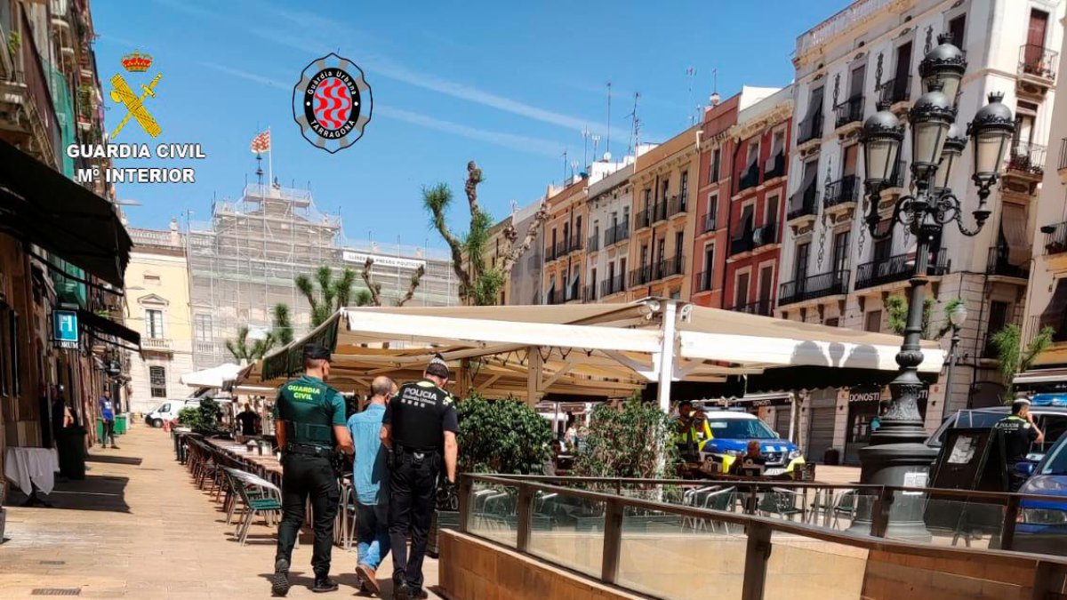 El delito fue denunciado por la madre de la pequeña en Candás, Asturias.