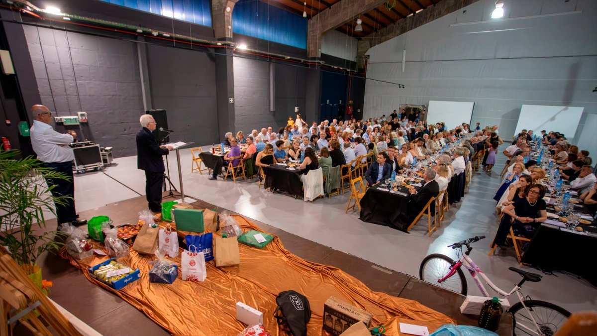 El Teléfono de la Amistad recoge casi 10.000 euros