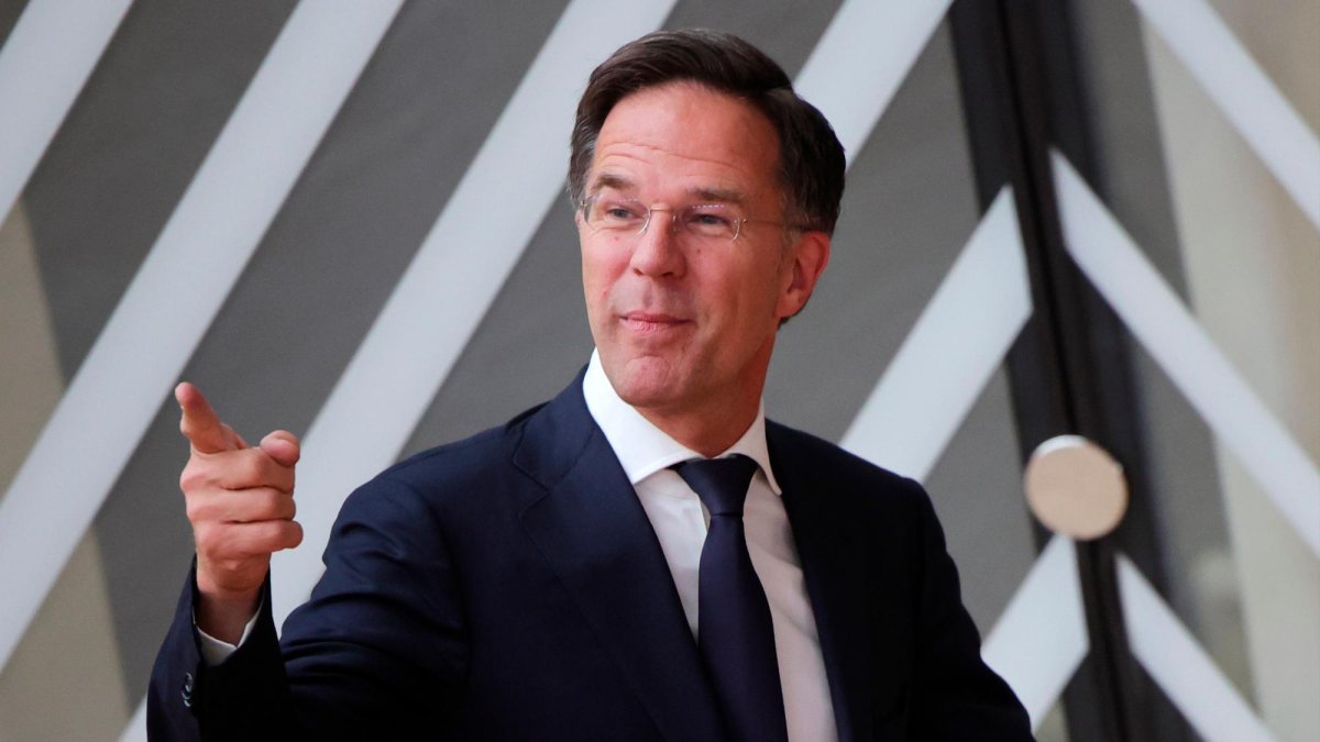Rutte, en la reunión de los líderes del Partido Popular europeo, en Bruselas, el pasado 17 de junio.