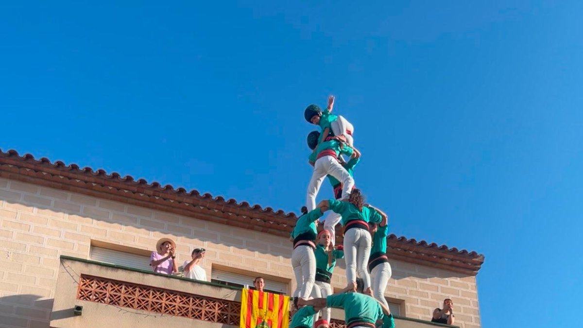 El 4d8 que van descarregar els Castellers de Sant Pere i Sant Pau, aquest diumenge, als Pallaresos.