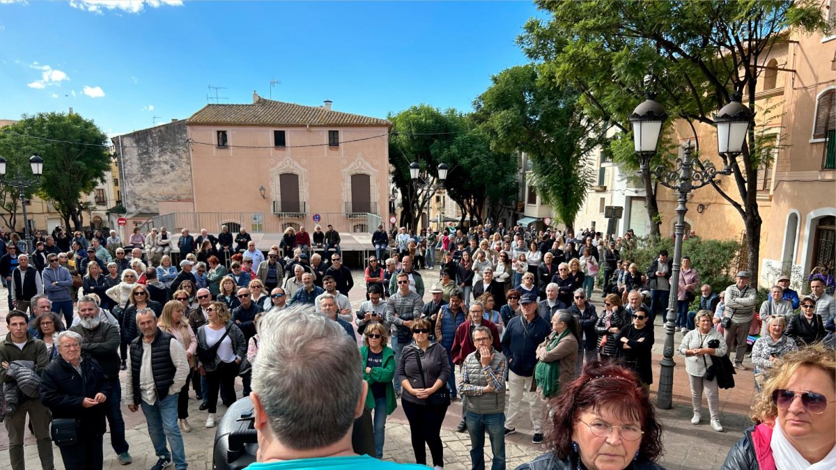 Una de las concentraciones organizadas por los vecinos y entidades en contra de la subida del IBI