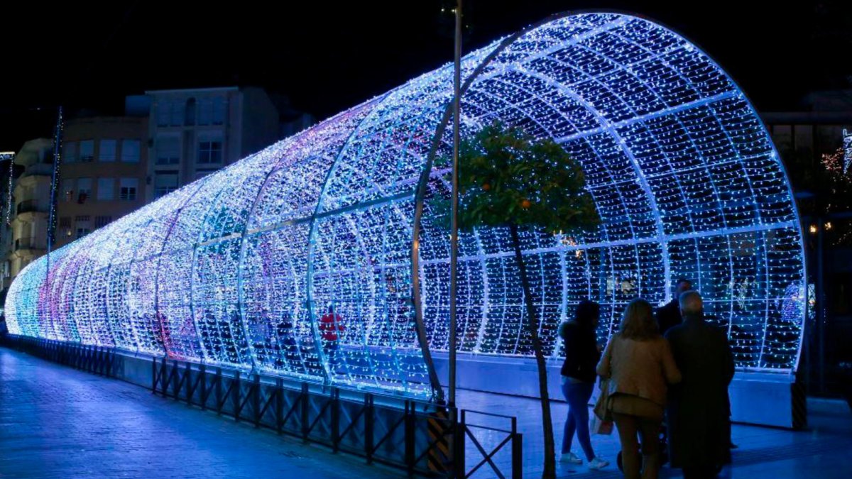 El túnel de luces de Navidad se estrenará en Tarragona el sábado 9 de diciembre.