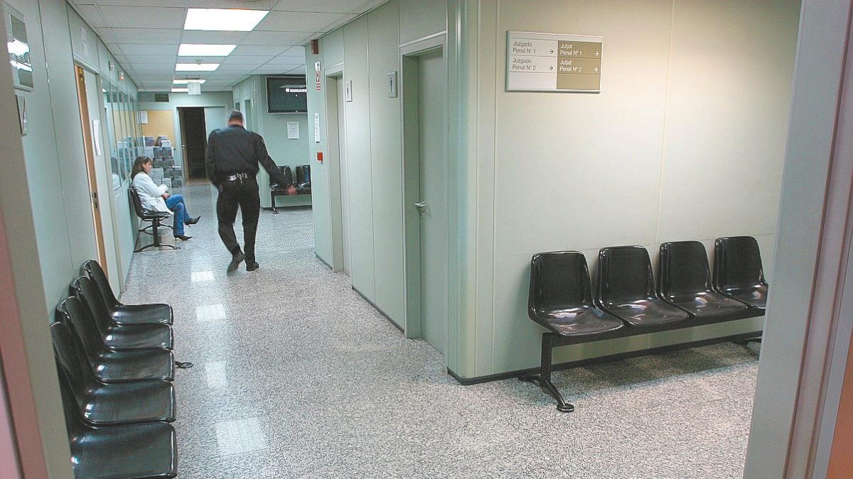 El juicio objeto del procedimiento se celebró los Juzgados de lo Penal de Tarragona.