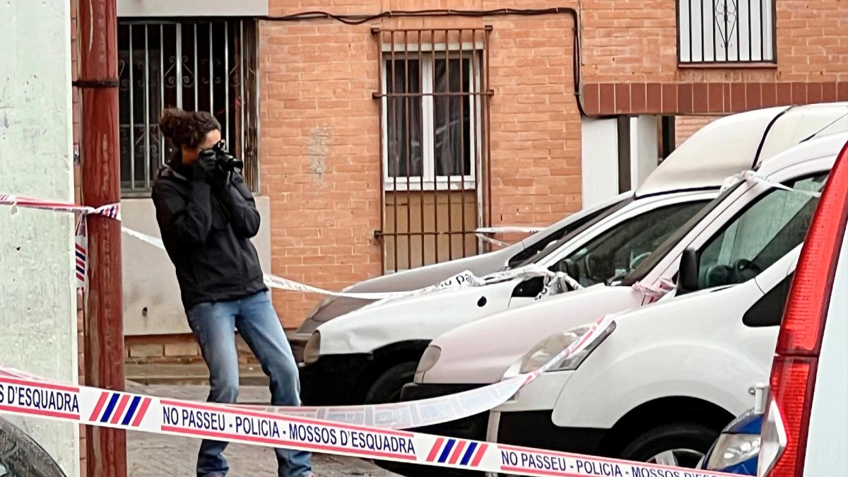 Perímetro en uno de los bloques de Mas Pellicer.