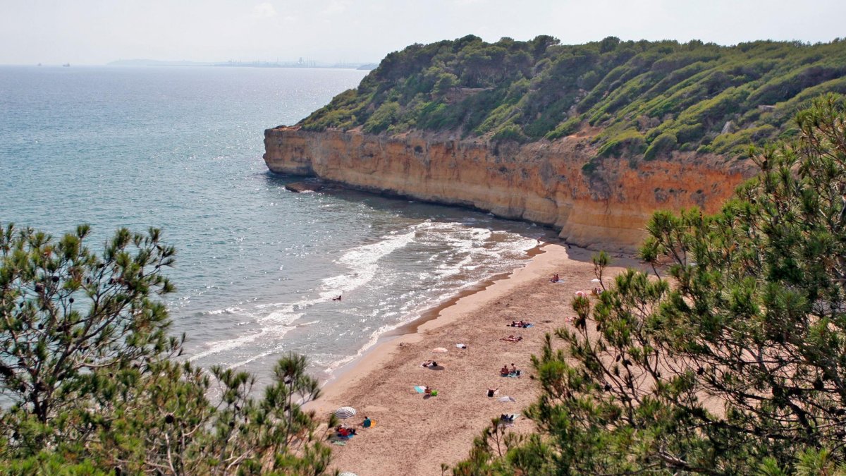 La Cala Fonda, un espacio natural en la ciudad de Tarragona.