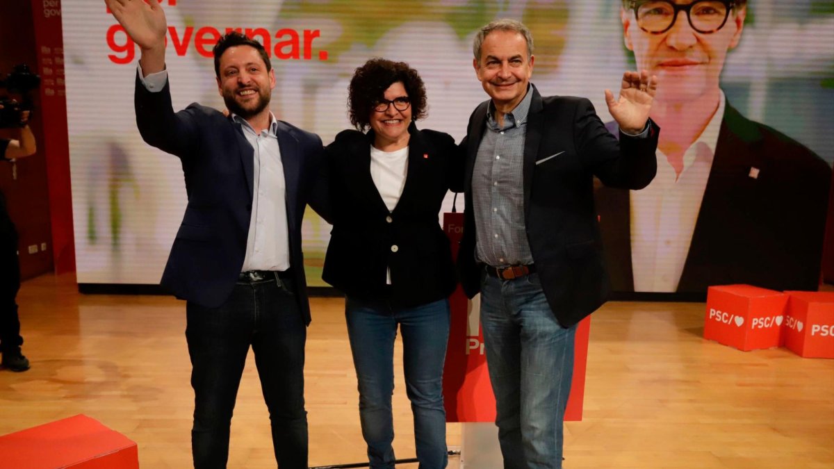 Vídeo: Zapatero acompaña a Viñuales en el acto central del PSC en Tarragona