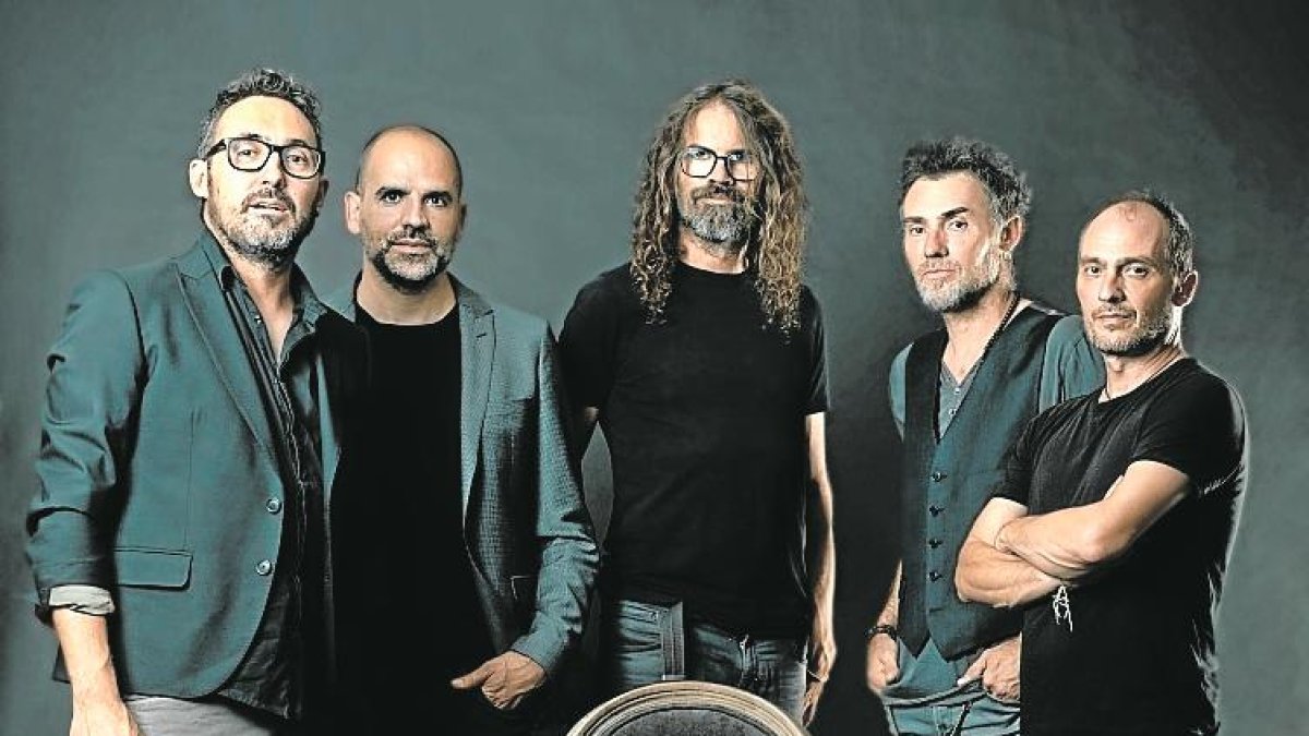 Gossos era uno de los nombres conocidos de esta próxima edición. Su gira llega a Cambrils el día 9 de agosto al escenario del Pinaret.