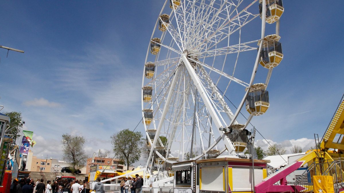 L’espectacular nòria ha sigut la gran protagonista de la Fira d’Abril d’enguany.