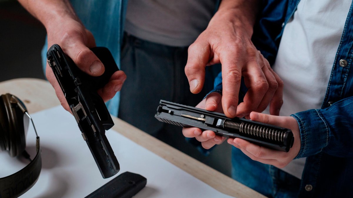 Detenido en Madrid un joven con un arsenal de armas en dirección Francia