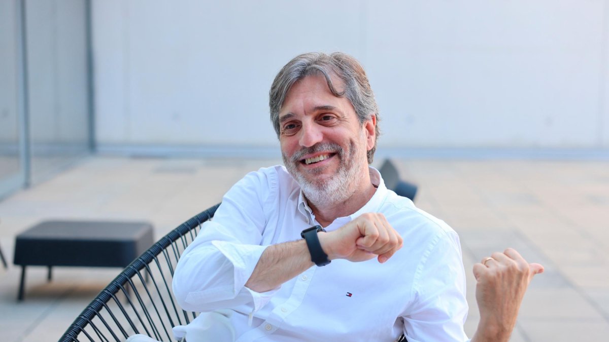 Pol Font, presidente de EconomistesBAN, durante un momento de la entrevista en firaReus.