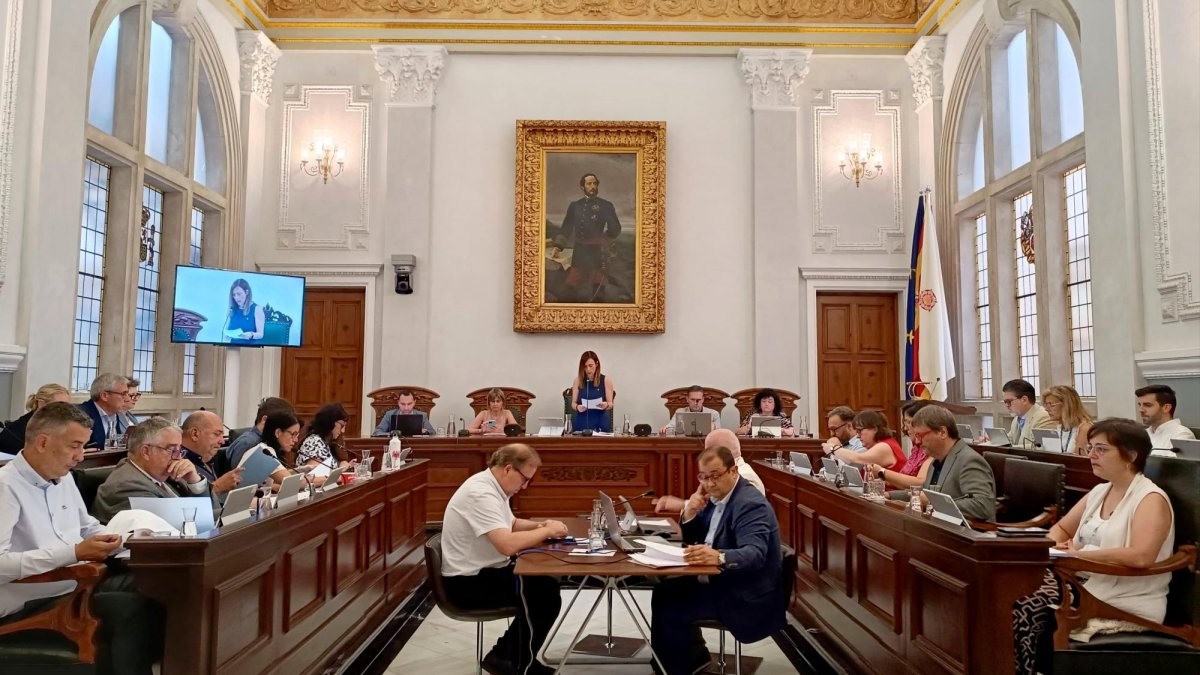 El pleno municipal celebrado ayer en el Saló de Plens del Ayuntamiento de Reus.
