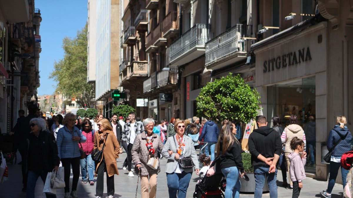 Els registres oficials de 2023 situen Reus en el seu màxim històric de població, amb un total de 108.535 habitants.
