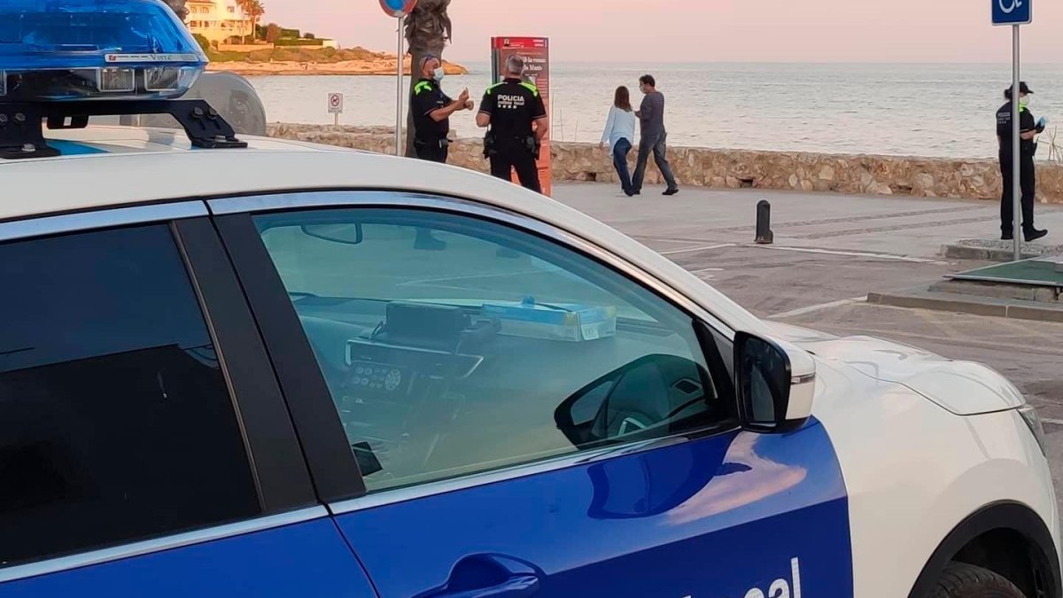La Policía Local de Altafulla detuvo a dos sospechosos de la agresión.