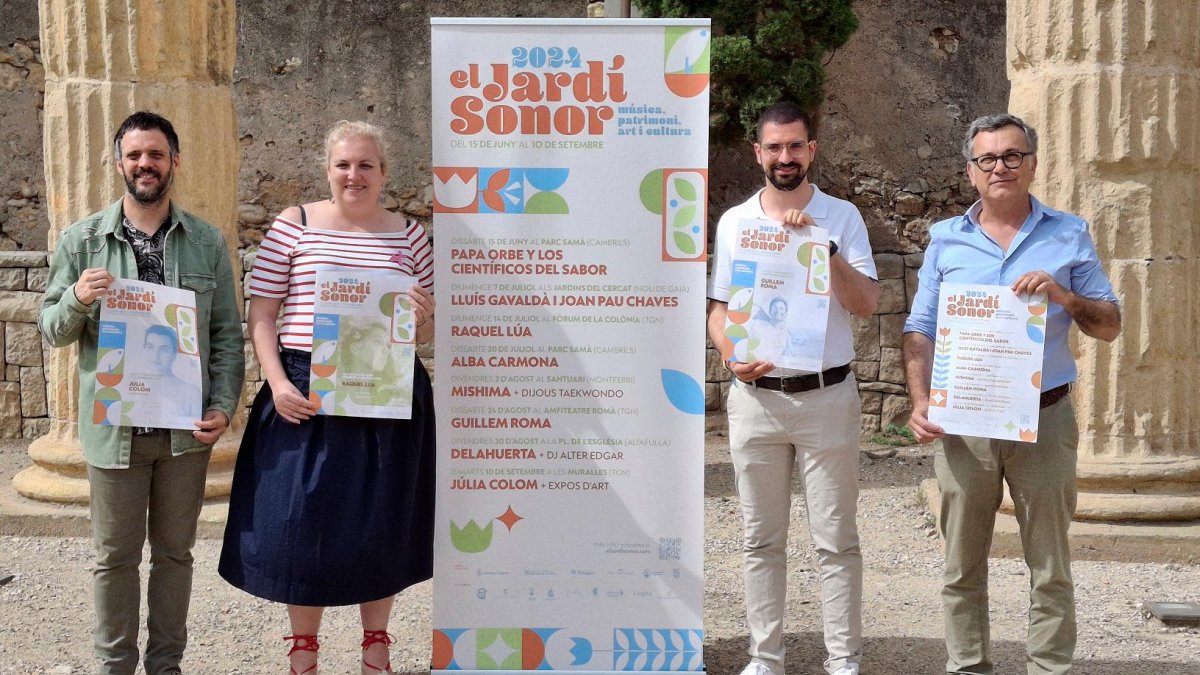 El concejal de Patrimoni; Nacho García, la concejala de Cultura; Sandra Ramos, el director artístico del festival Pablo Vidal y el director del Museu d’Història de Tarragona, Cristòfor Salom.