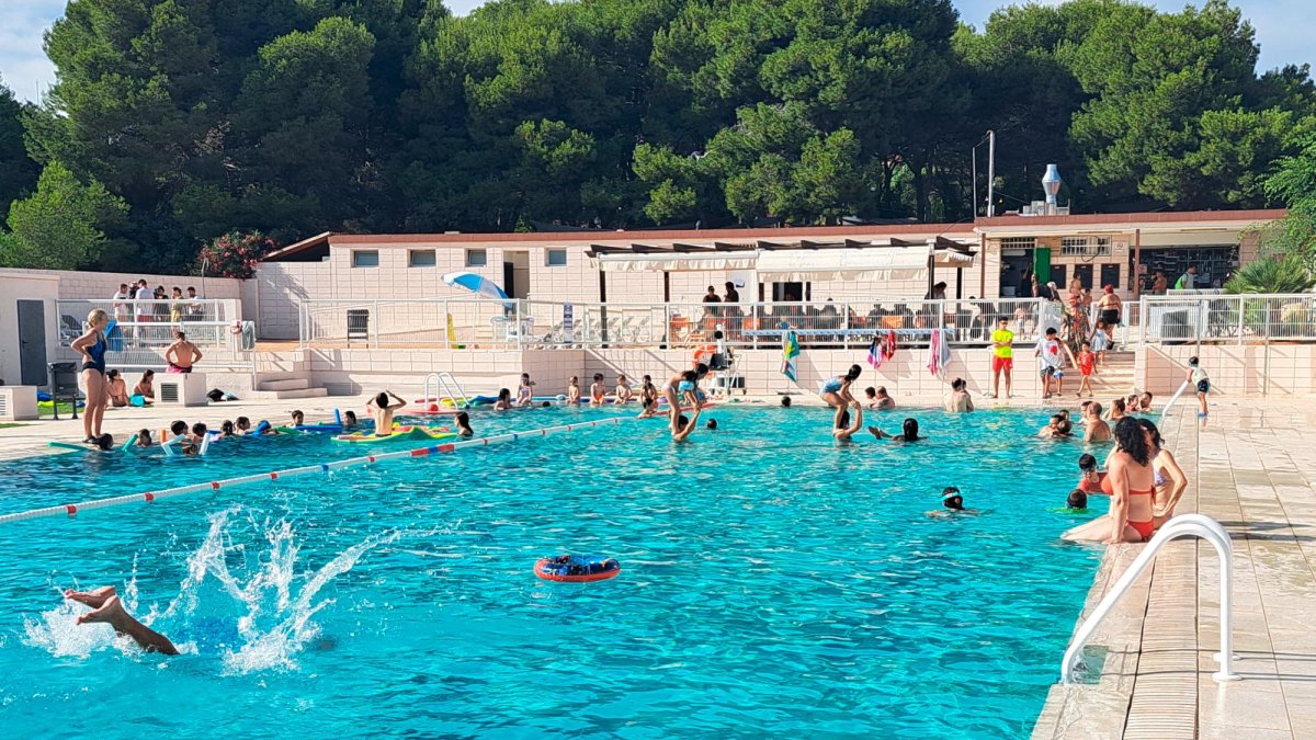 La piscina de Altafulla está lista para la temporada de verano.