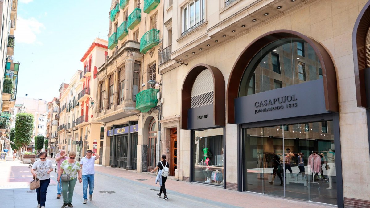 Casa Pujol está ubicada de forma temporal en el arrabal de Santa Anna desde principios de junio.