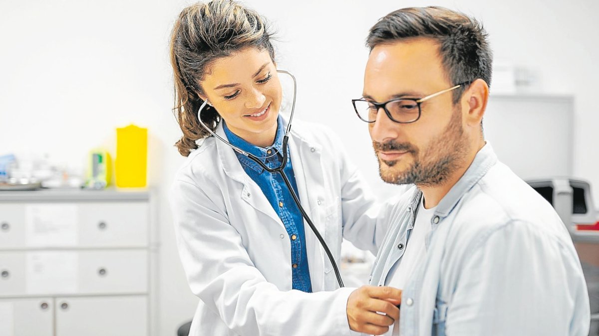 Tener acceso a la sanidad, algo básico para el bienestar del ser humano, aún no resulta una tarea tan fácil en determinados lugares del mundo.