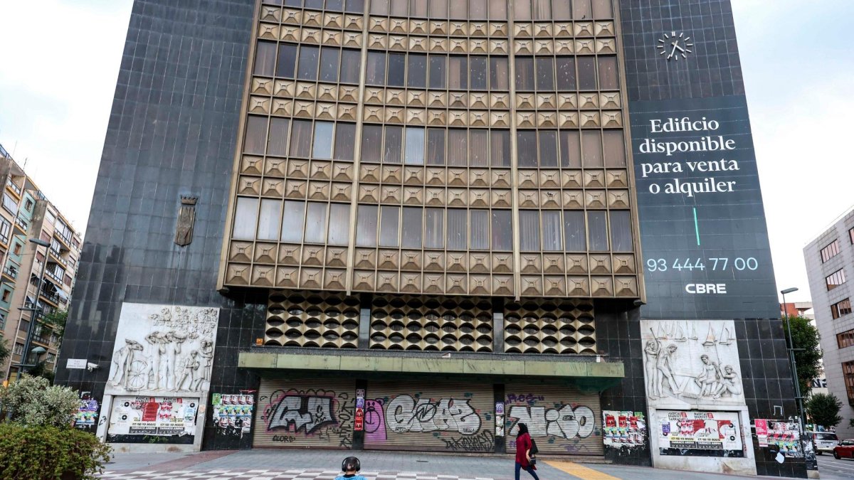 La Diputació inicia los trabajos previos en el edificio de la antigua Caixa Tarragona