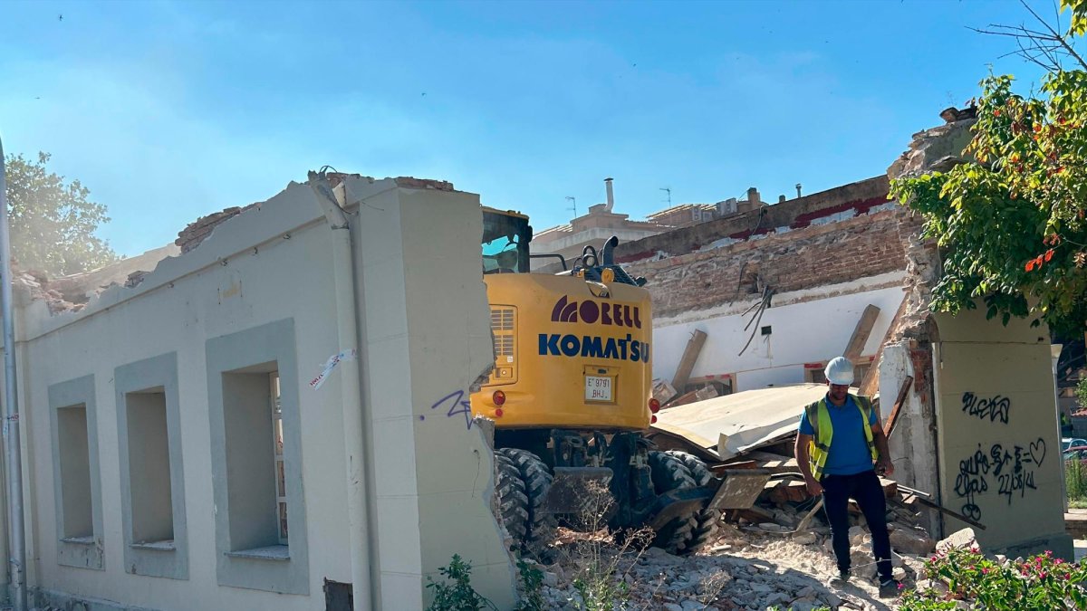 La demolición ha comenzado este viernes.