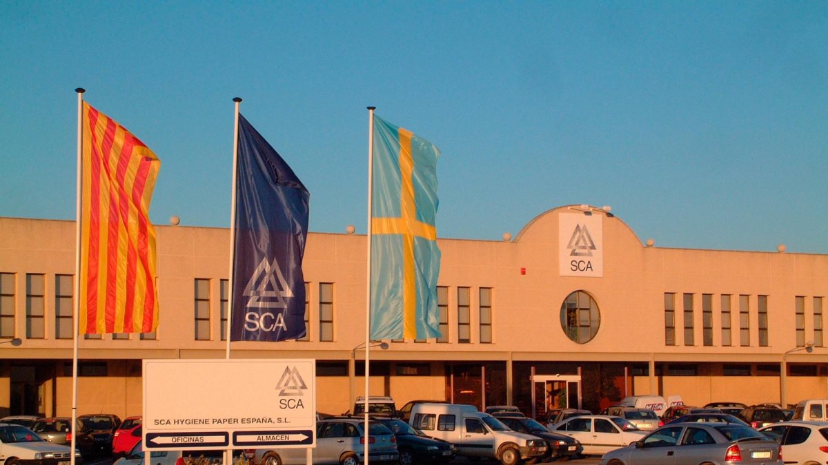 Els fets van passar a l’empresa  SCA Paper Hygiene SL, situada a la carretera de Valls a Puigpelat.