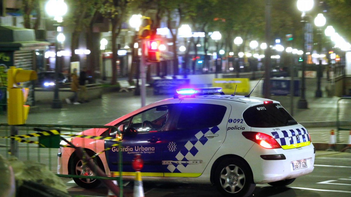 La Urbana y el Ayuntamiento están a la greña por las condiciones laborales de los agentes.