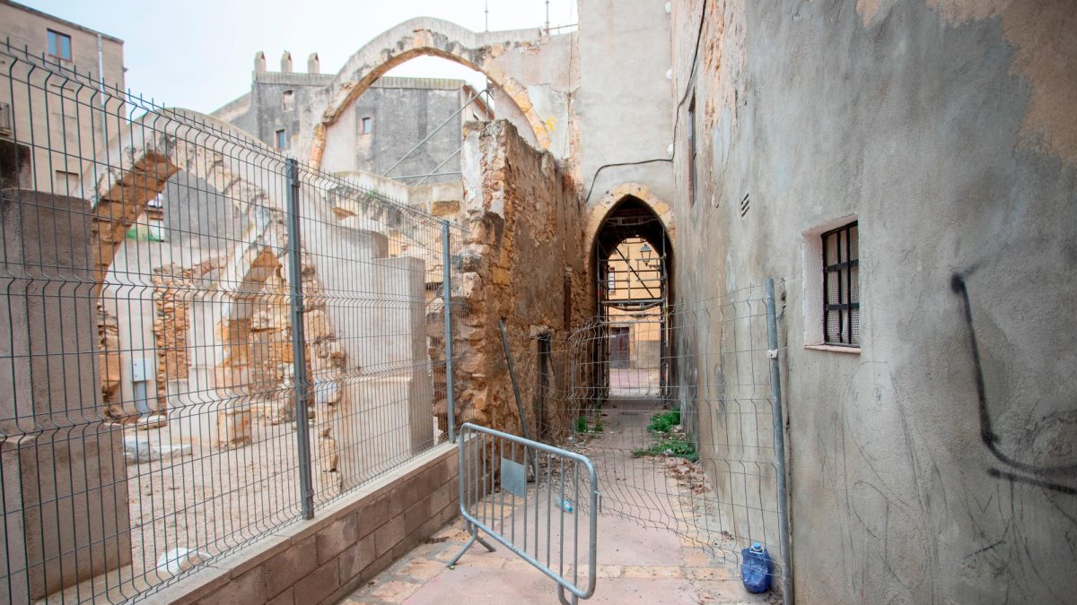 La actuación en Ca la Garsa debe permitir reabrir el paso de la calle D’en Talavera.