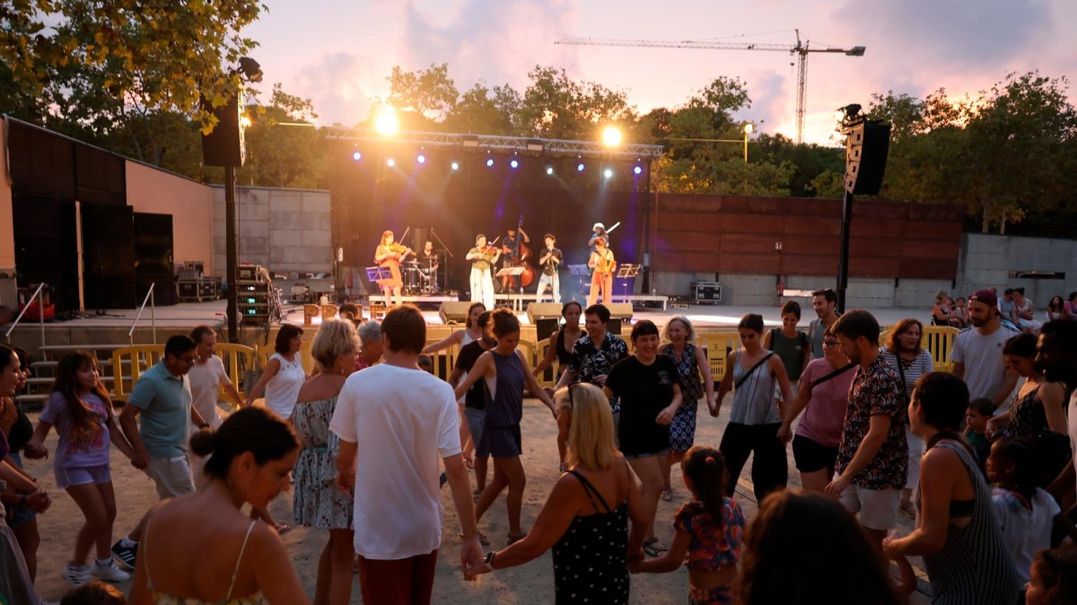 El Parc del Pescador de Cambris acogió la 6ª edición del Festival Pròleg.