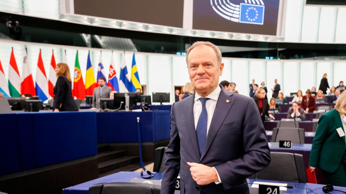 El primer ministro de Polonia, Donald Tusk, en el pleno del Parlamento Europeo.