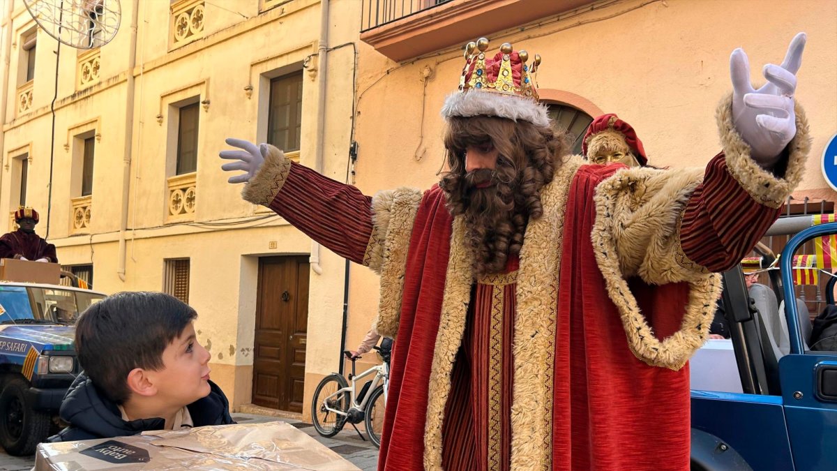 Joan Marc, uno de los niños que recibió la visita del rey Gaspar en Cambrils