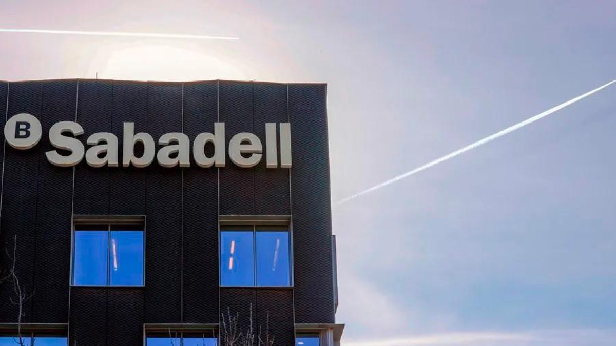 Imagen de archivo de una sede de Banco Sabadell  