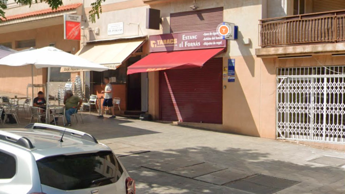 El estanco donde se ha vendido el boleto ganador.