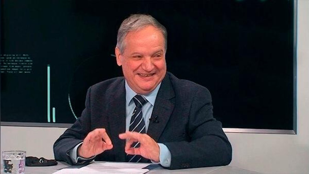 Jordi Sardà da clases de teoría económica en la Universitat Rovira i Virgili.