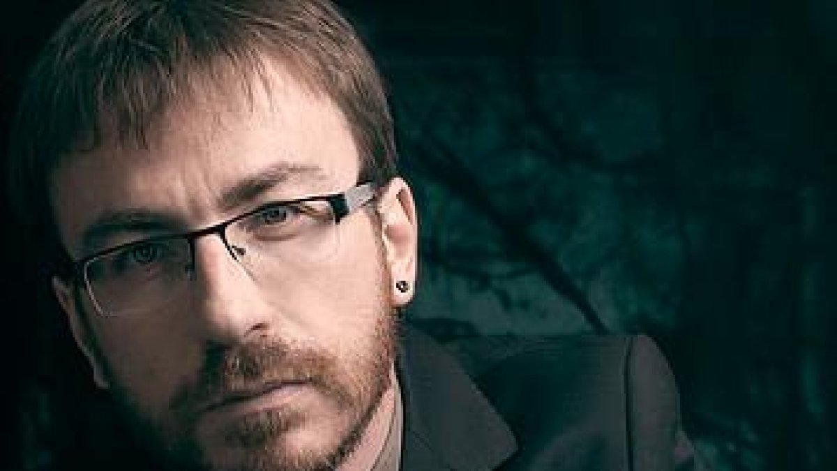 El director y compositor Xavier Pastrana es el fundador del Ensemble O Vos Omnes.