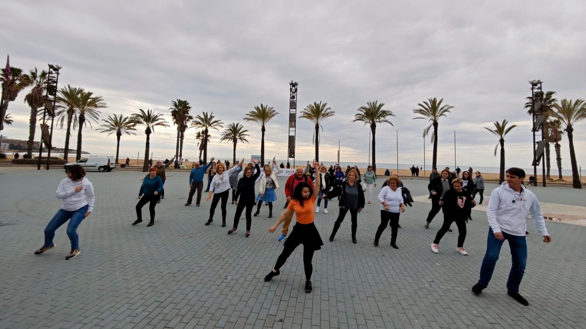 Salou realza su compromiso con el bienestar con un programa que fomenta la vida activa.