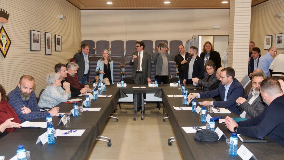 Reunió de l’òrgan del Fons de Transició Nuclear, a la seu del Consell Comarcal de la Terra Alta a Gandesa.