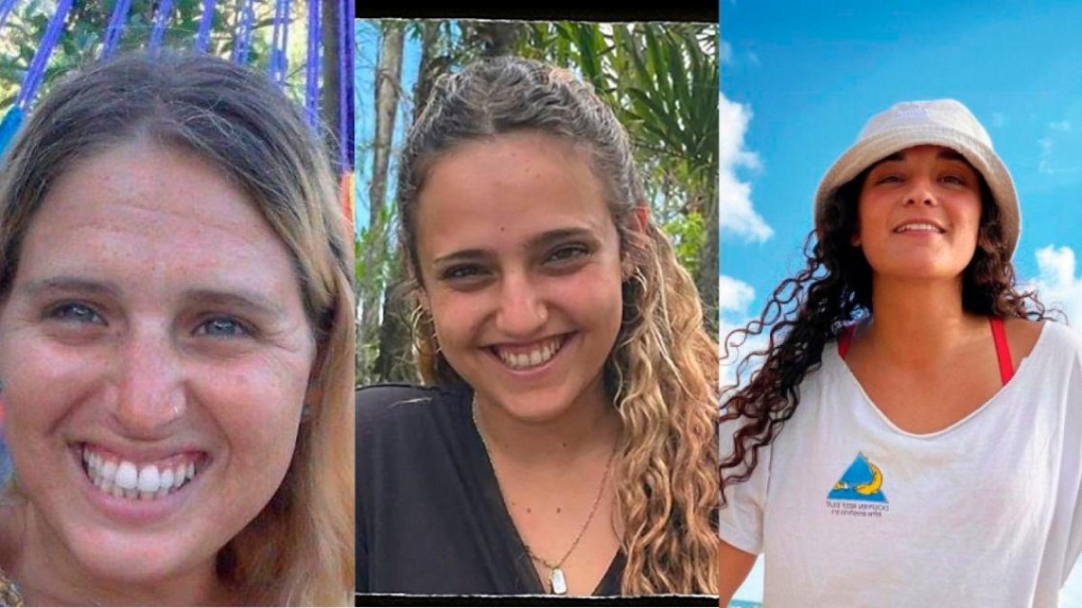 Imagen de las tres rehenes.