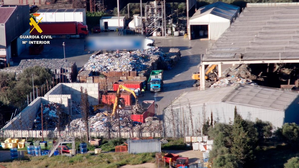 Las investigaciones comenzaron, según expresan fuentes de la Guardia Civil al Diari, gracias a la colaboración ciudadana.