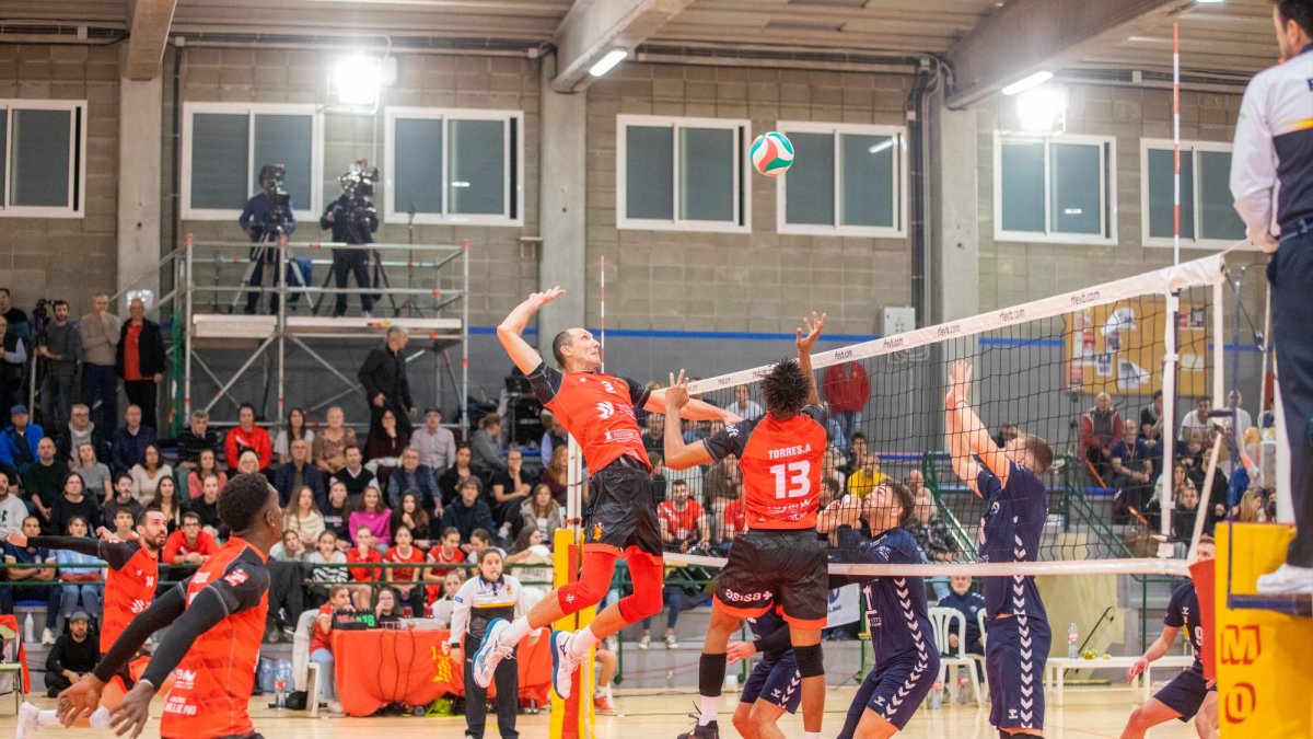 El Sant  Pere i Sant Pau jugará una temporada más en la máxima categoría.